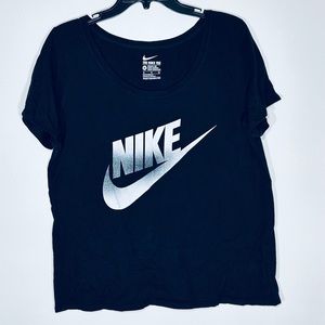 Women’s Nike Short Sleeve Top